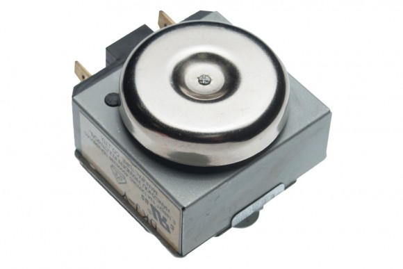 Таймер вал со срезом DKJ/1-120 SL-120 D=6 H=12 16A 250V Таймер вал со срезом DKJ/1-120 SL-120 D=6 H=12 16A 250V