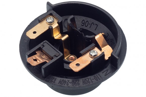 Разъем подставки LJ-06 13A 220-240V 3 контакта Разъем подставки LJ-06 13A 220-240V 3 контакта